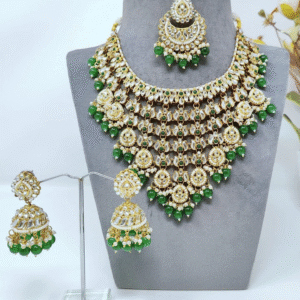 Green Kundan